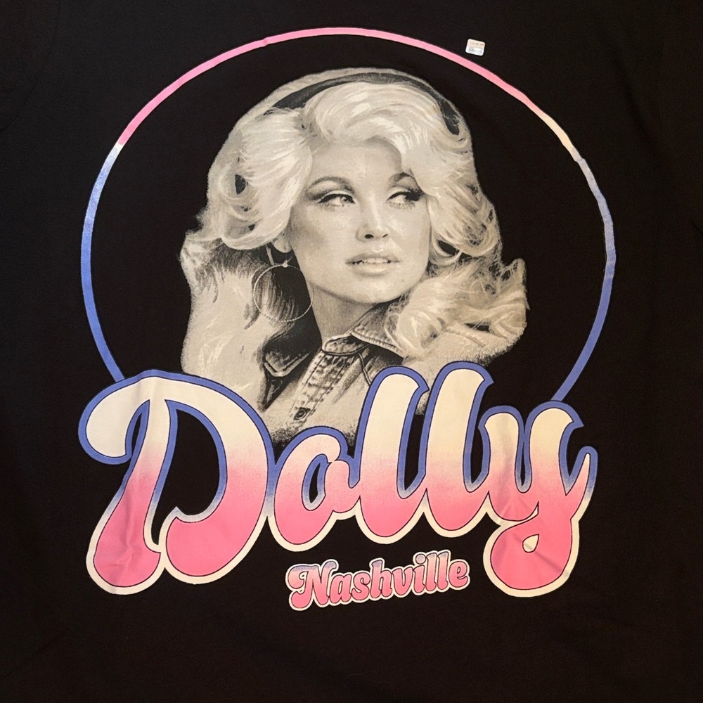 NWT Dolly Parton Nashville Black Tee Shirt XL